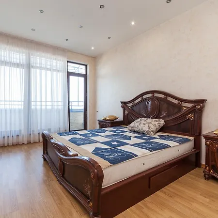 Penthouse Seaview Otrada * Odesa
