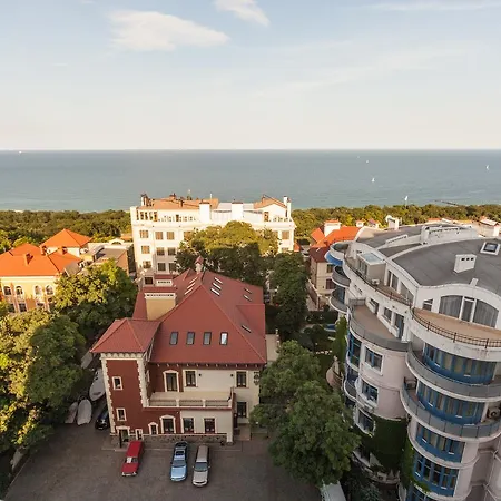 Penthouse Seaview Otrada Apartment