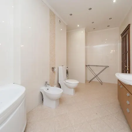 Апартаменти Penthouse Seaview Otrada